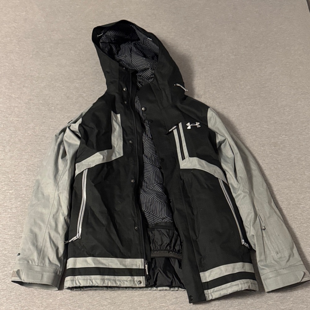 Under Armour Men's Two-Tone Ski Jacket Size Small